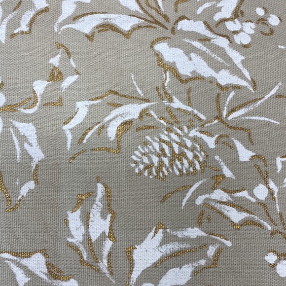 114”x57” Poinsettia With Pine Cones Tablecloth - Picture 2 of 5